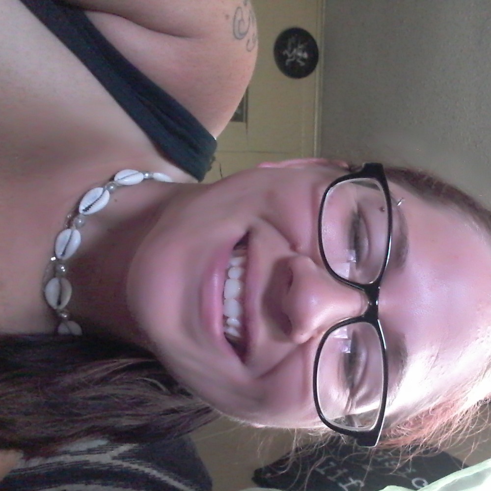 Meet your Posher, Helen